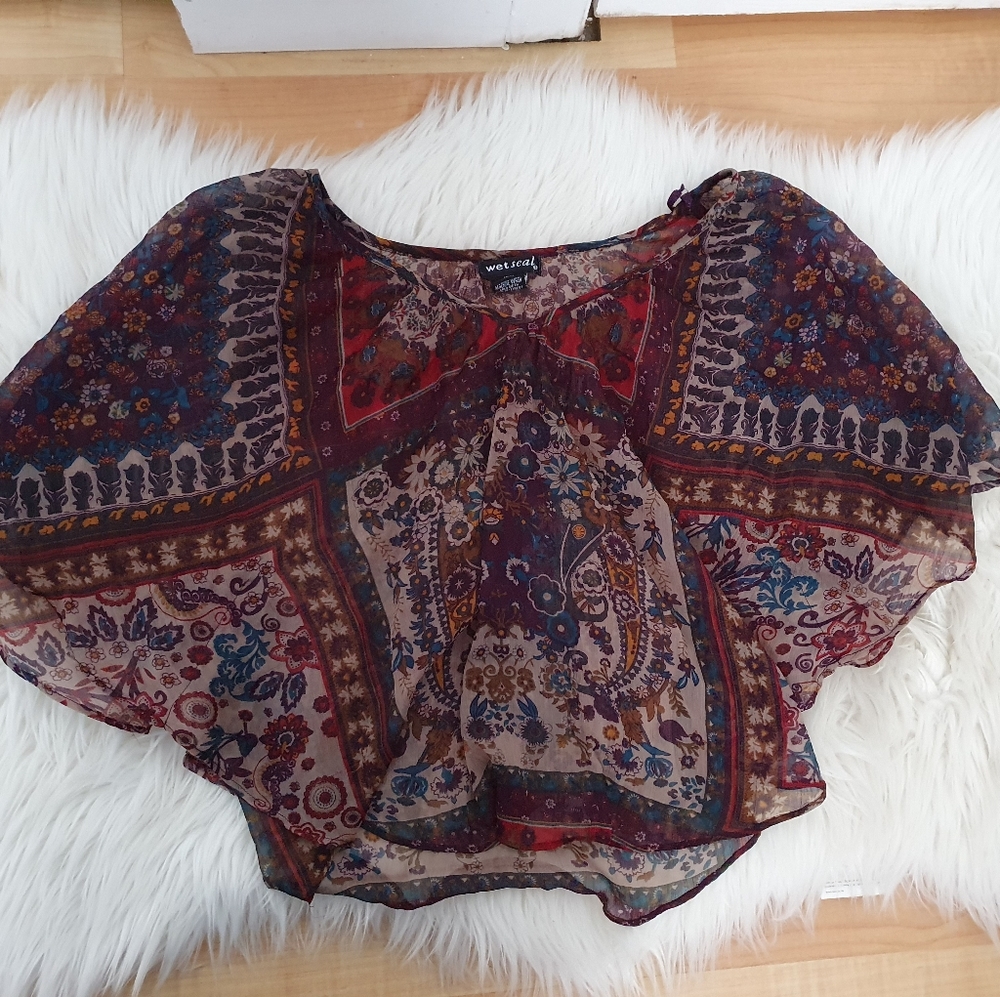 *SOLD*Bohemian style crop top